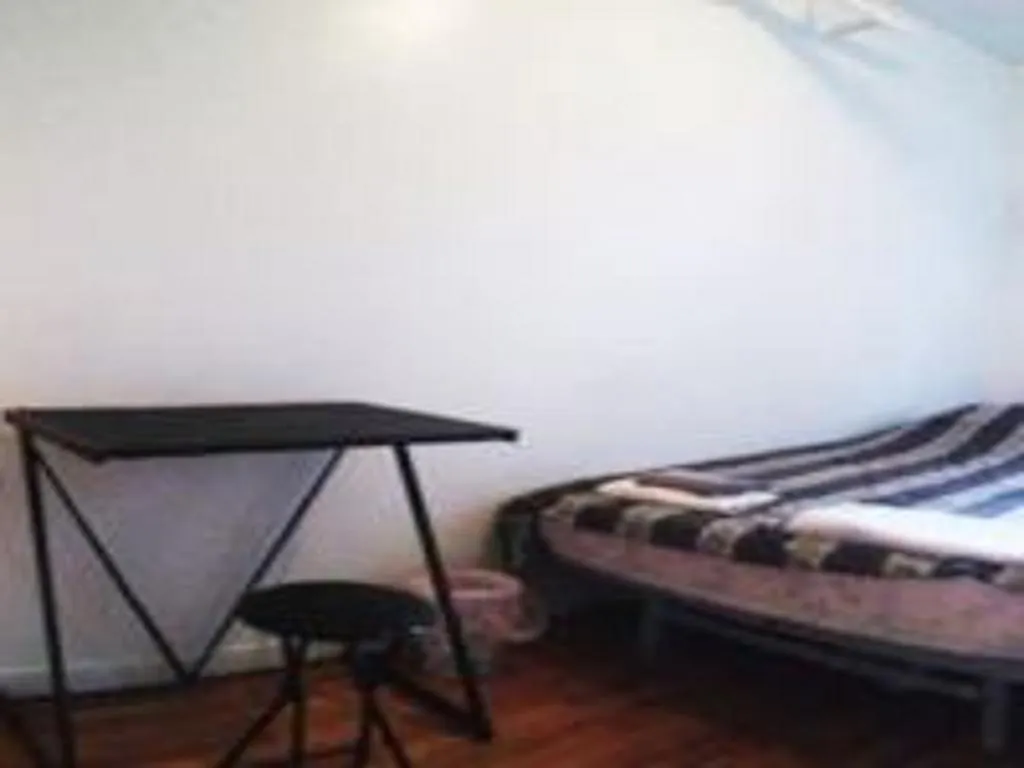 Saint Laurent Guesthouse Montreal