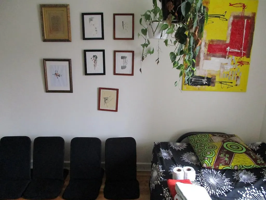 Saint Laurent Guesthouse Montreal Homestay